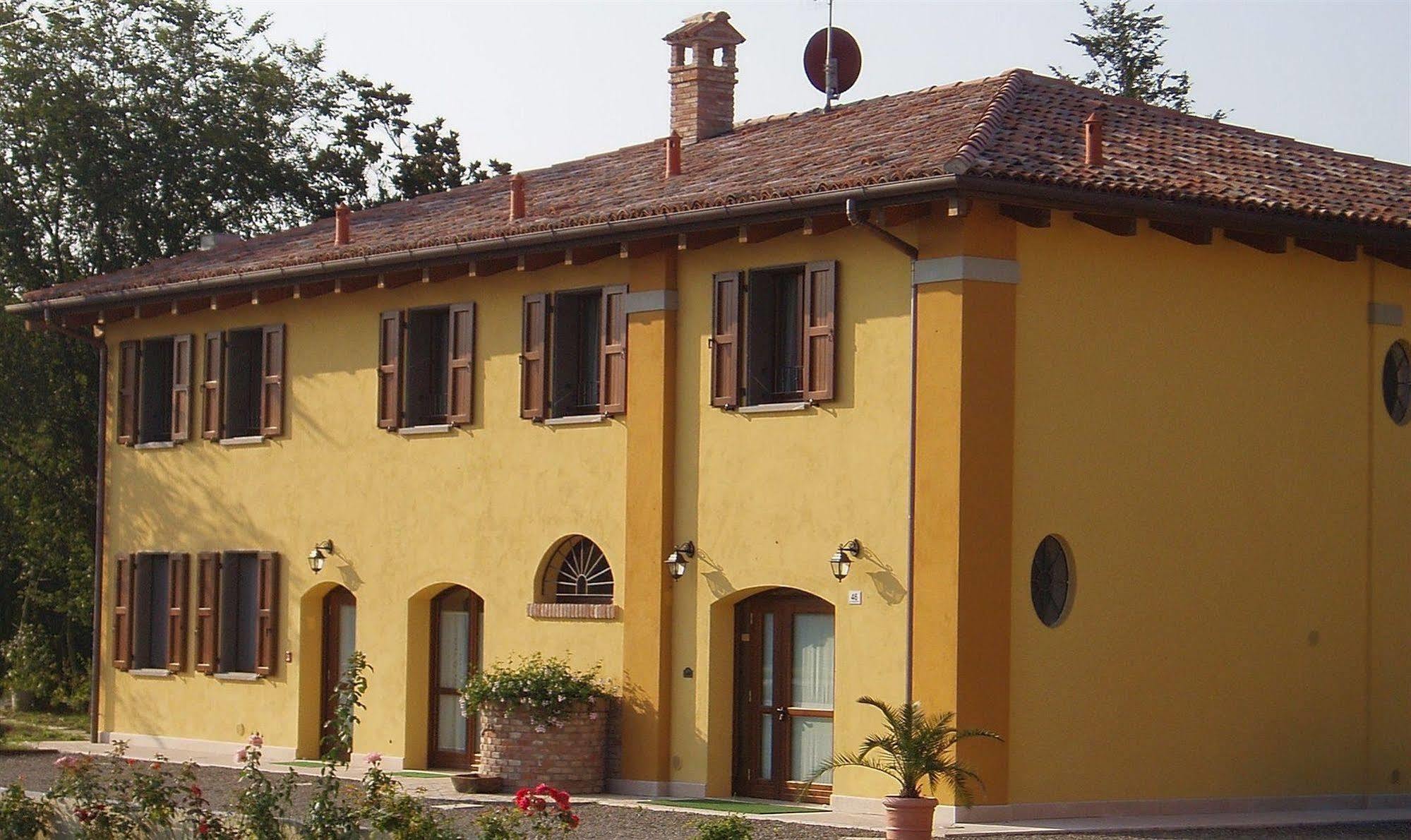 Agriturismo Ca Nuova Minerbio ภายนอก รูปภาพ